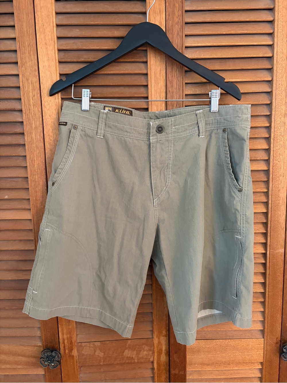 Kuhl Men’s Flat Front Shorts Olive Green